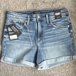 Women’s Jean Shorts